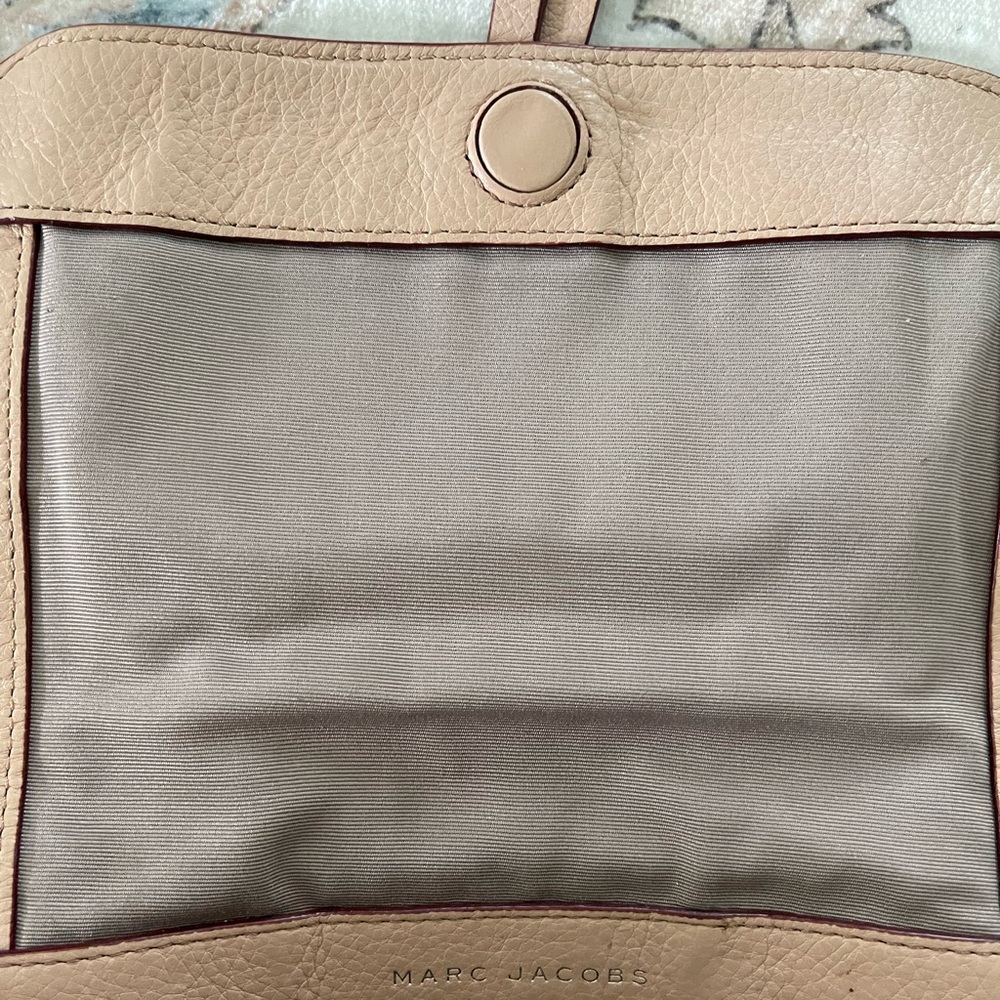 Marc Jacobs Soft Peach Leather Crossbody - Picture 16 of 16